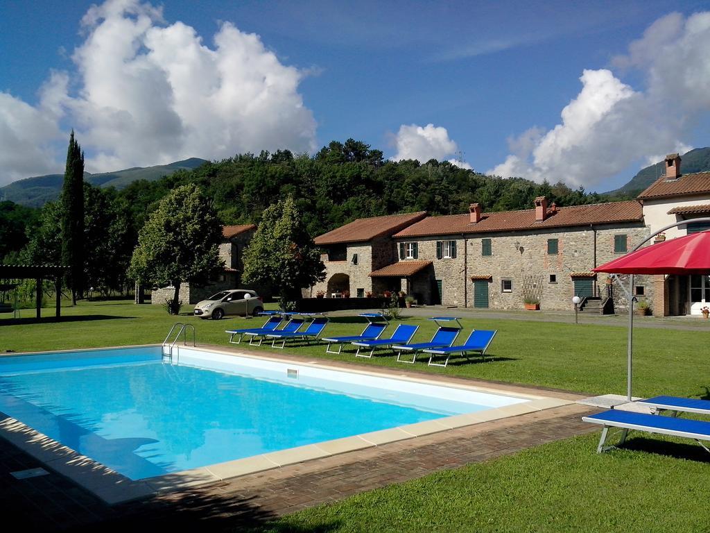 Coriana Apartments & Villas Mulazzo Buitenkant foto